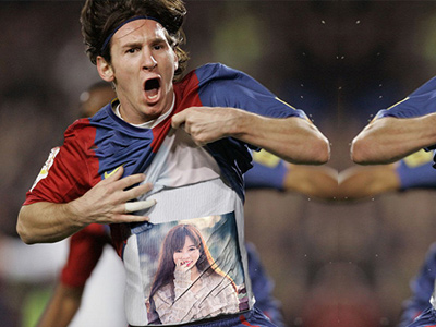 In hình lên áo siêu sao Messi